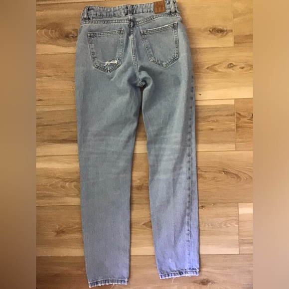 Zara MidRise Jeans 2 - Picture 2 of 7